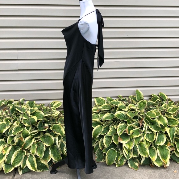 NWT! SOLD OUT STYLE! Flattering Target CUSHNIE Black Slip Dress LIMITED EDITION - Picture 11 of 13